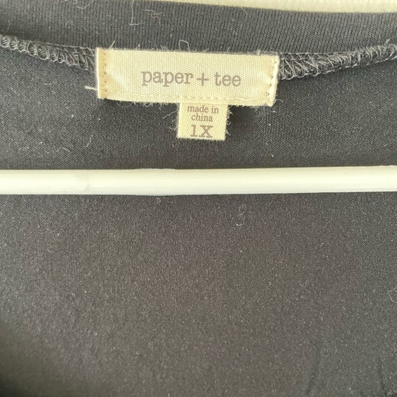 NWT Paper + Tee Black Hi-Low Tunic Lace Hem Tee-1X - Picture 3 of 6